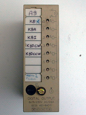 Siemens Simatic S5 6ES5451-8MD11 digital output module.