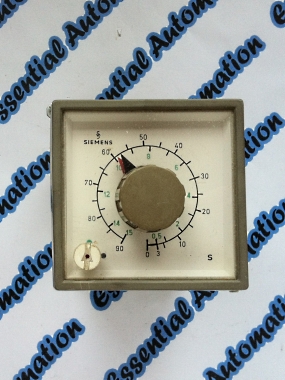 Siemens 7PR31 91-0AA Panel Mounted Timer.