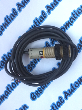 Omron E3F2-DS10C4 Photoelectric Sensor.