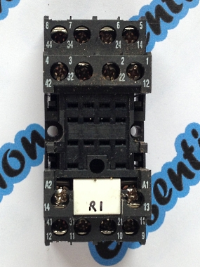 Schrack RA78728 Relay Base.