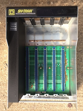 Schneider SYMAX 8030-RRK-100 / 8030RRK100 5 Slot Rack