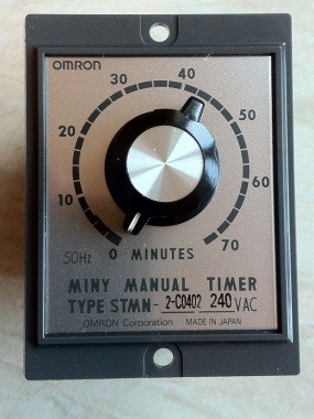 Omron STMN2-C0402 240V panel mounted delay timer.